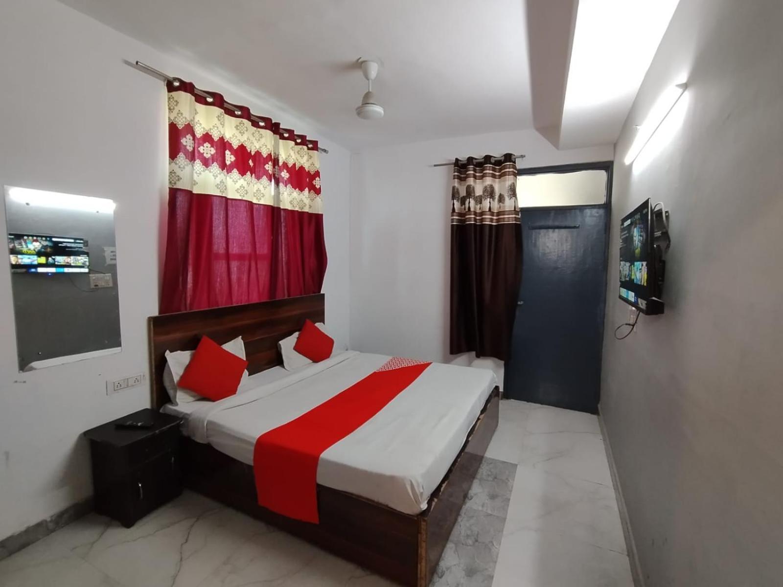 New Signature Village New Delhi Exterior photo